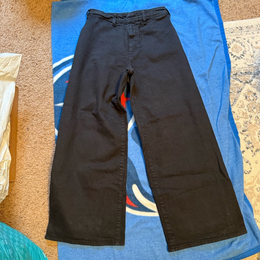 Universal Thread Sailor Wide Leg size 6